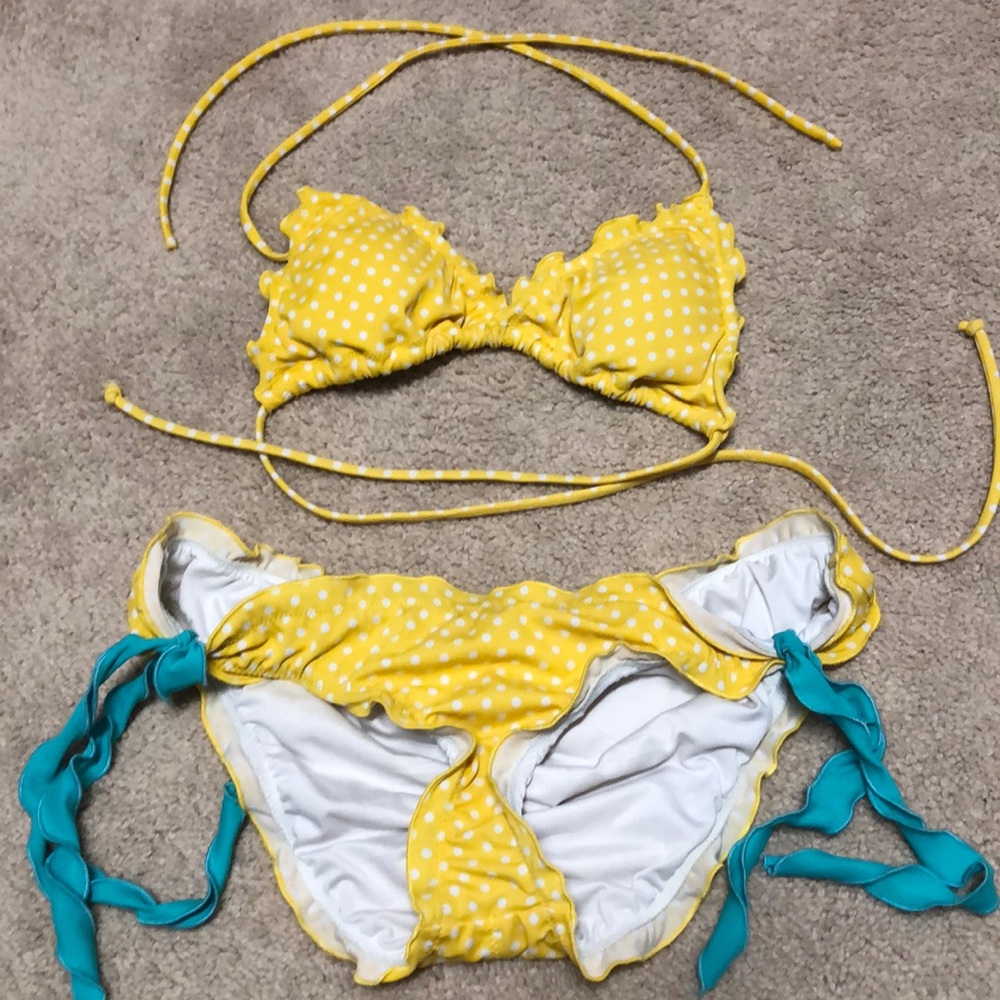Victoria’s Secret Yellow Polka Dot BIkini